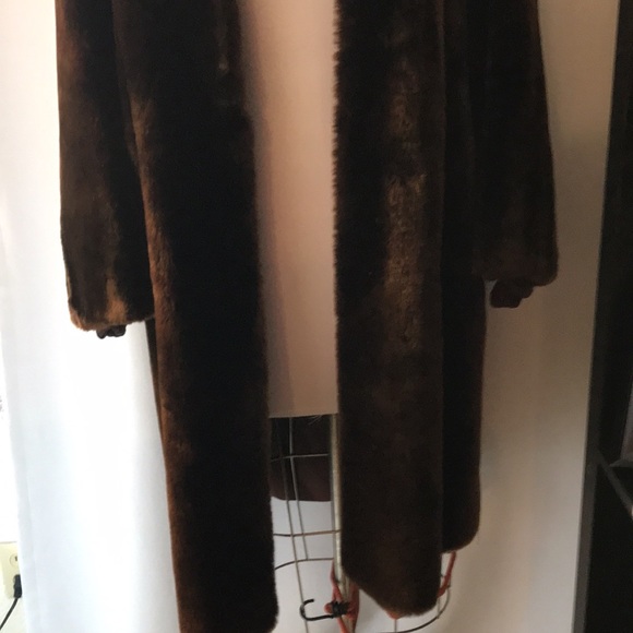 Women’s VINTAGE 1940S BEAVER FINE FURS COAT ABRAHAM & STRAUS Measurements in pic - Picture 5 of 16